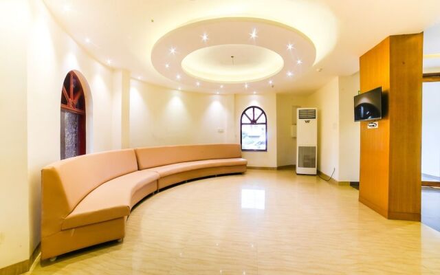 OYO 16096 Flagship Purushottam Hotel Mapusa