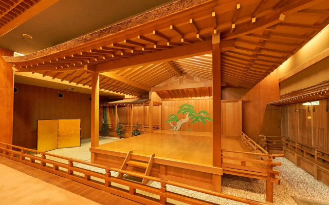 Ooedo Onsen Monogatari Premium Yoshinoya Irokuen