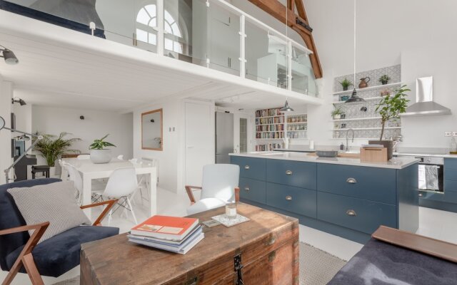 1 Bedroom Retro Apartment