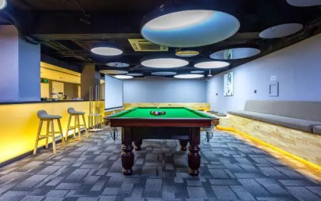 Zsmart Hotel (Beijing West Railway Station North Square)