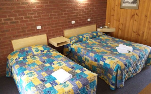 Country Mile Motor Inn