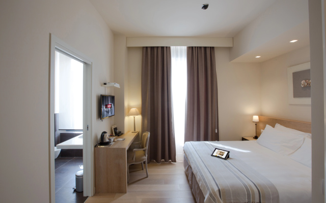 Hotel 900