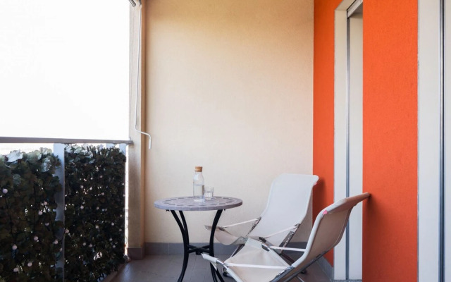 Home at Hotel - Sarca