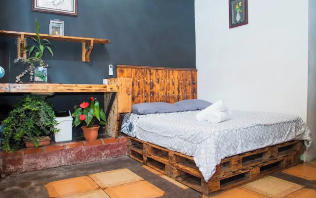 Gardens House, Airport Juan Santamaría, Alajuela, San Jose