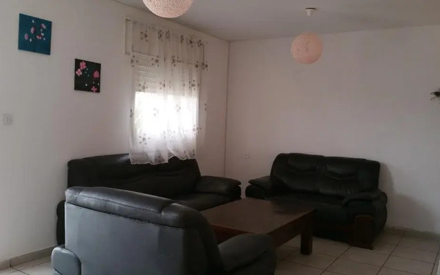 Ella's Home Guesthouse