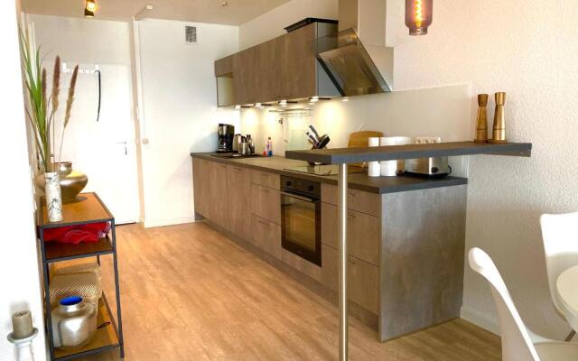 Studio-Apartment mit Panorama-Meerblick und direkter Strandlage in Scharbeutz