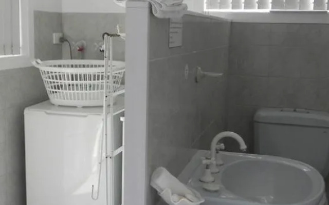 Leisure-Lee Holiday Apartments