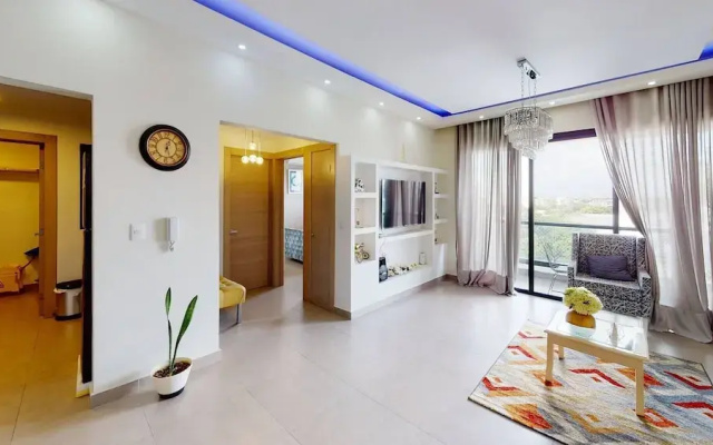 Luxury Condo 1 Br Pool Excellent Location