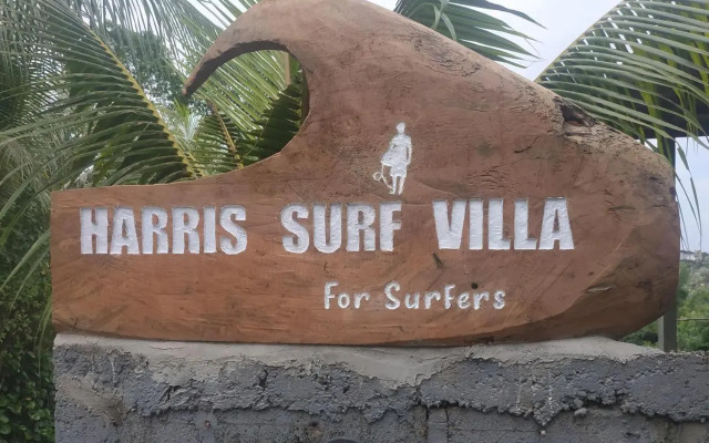 Surf Retreat Villa Sari