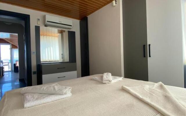 Seaside Apart Hotel
