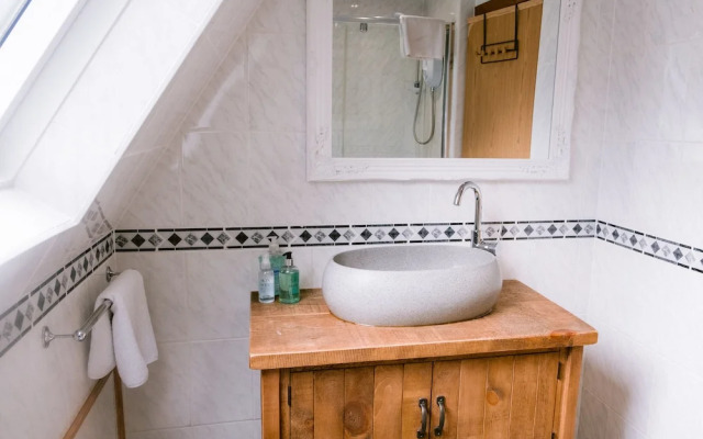 Bright Star Lodge