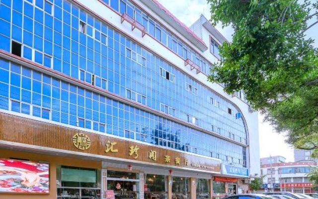 North Stream Furama Hotel