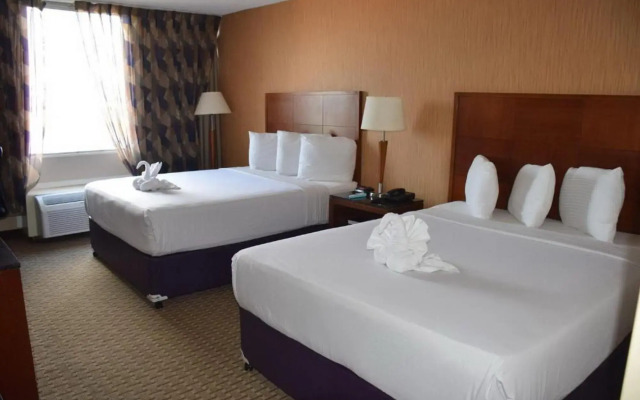 E Hotel Banquet and Conference Center - Edison
