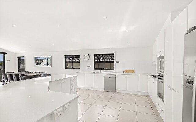 Fingal Breeze at Fingal Bay