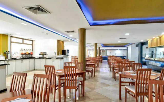 Hotel Chatur Costa Caleta
