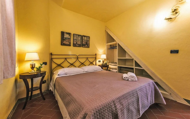 Country House in Tuscany With Pool and Tennis