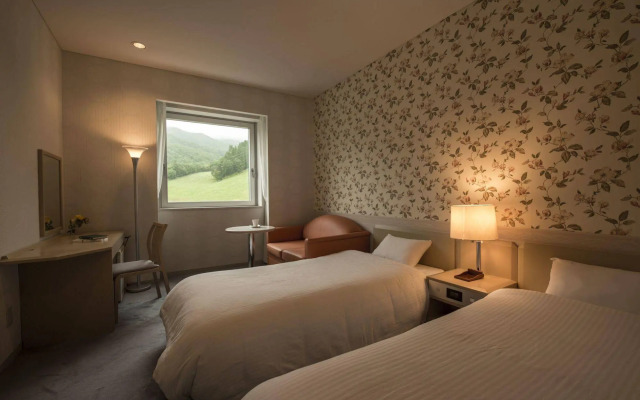 Takamiya Rurikura Resort