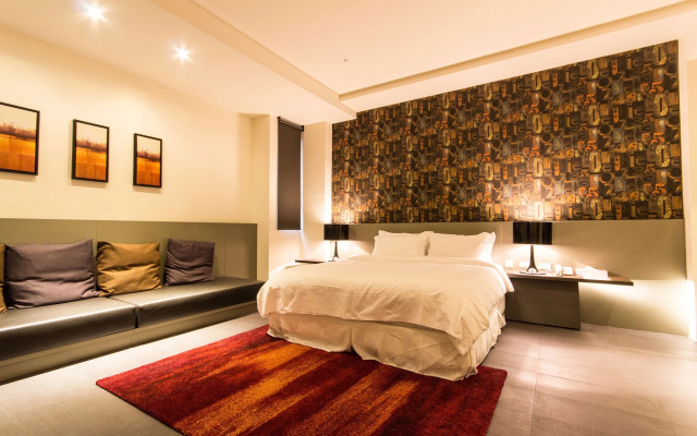 No. 9 Hotel