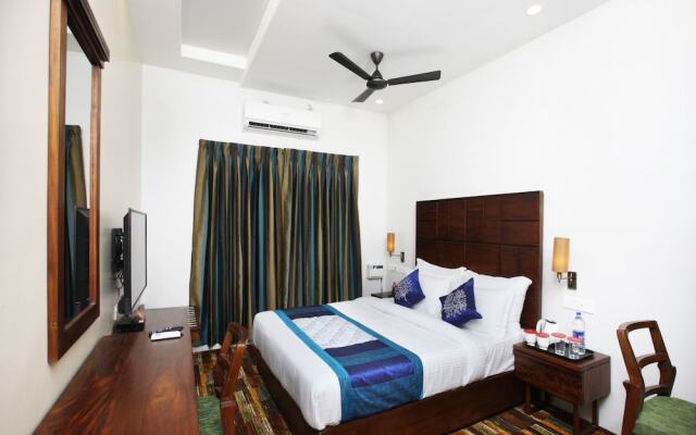 OYO 13302 Hotel Ashvattha