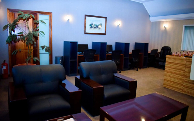 Safari Park Hotel And Casino