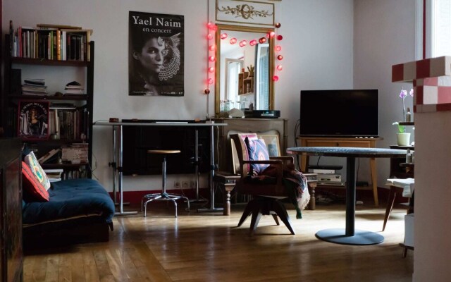 Charming Bright Apartment at Montparnasse