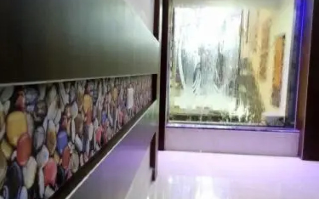 Hotel Embassy International