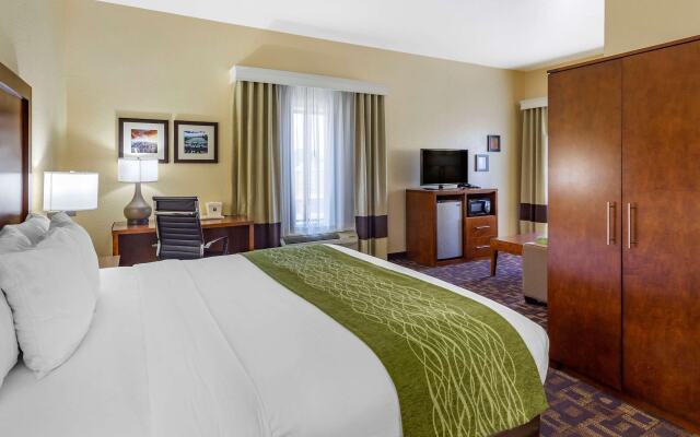 Comfort Inn & Suites North Aurora - Naperville