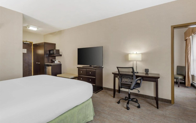 Best Western Wainwright Inn & Suites