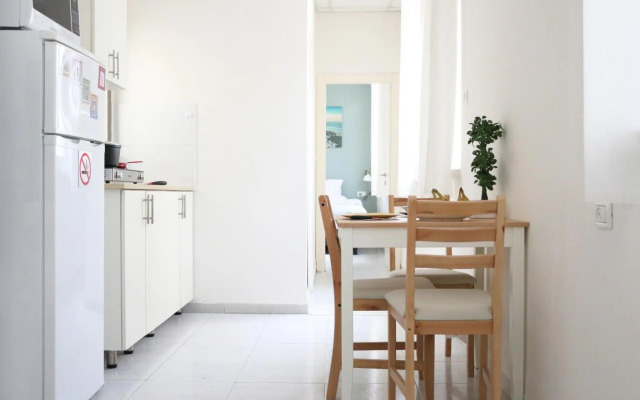 Modern and spacious apartment in downtown