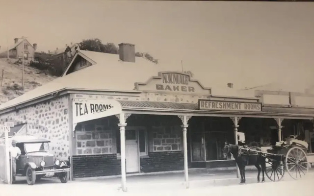 Unwind Mannum Riverside Retreat