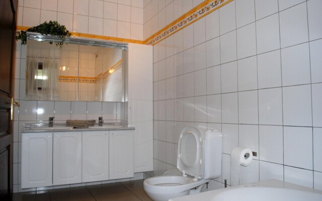 House With 3 Bedrooms in Bertrix, With Furnished Garden and Wifi