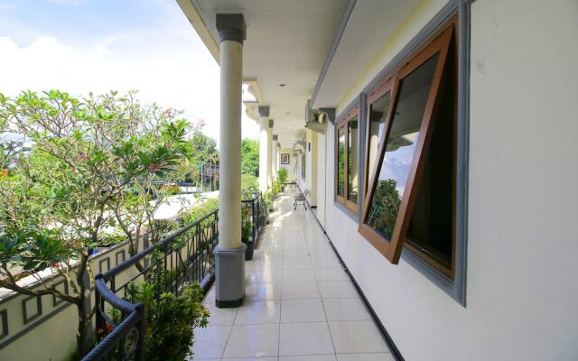 Airy Eco Syariah Kemang Ampera Raya 15 Jakarta