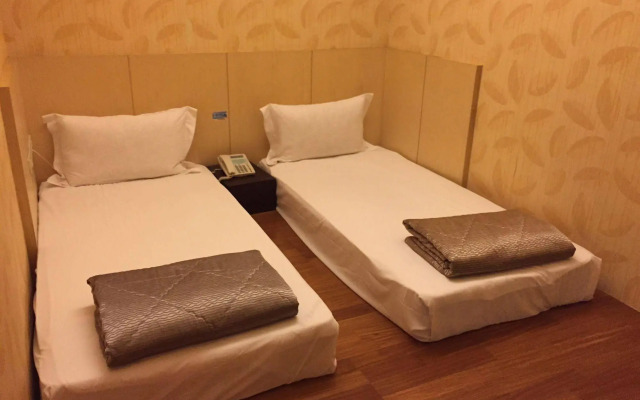 Funzy Hotel