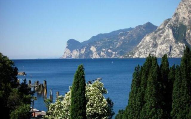 Appartamento Fronte Lago