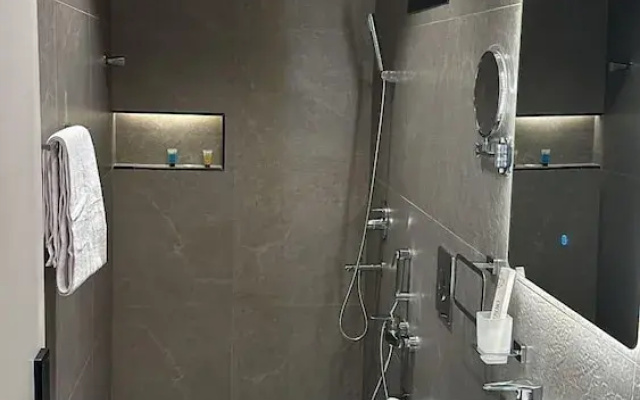 XYZ Hotel - King Fahd Road