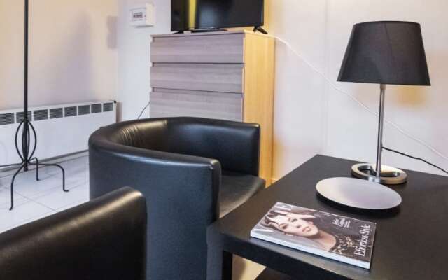 Duomo Studio By Flatscollection