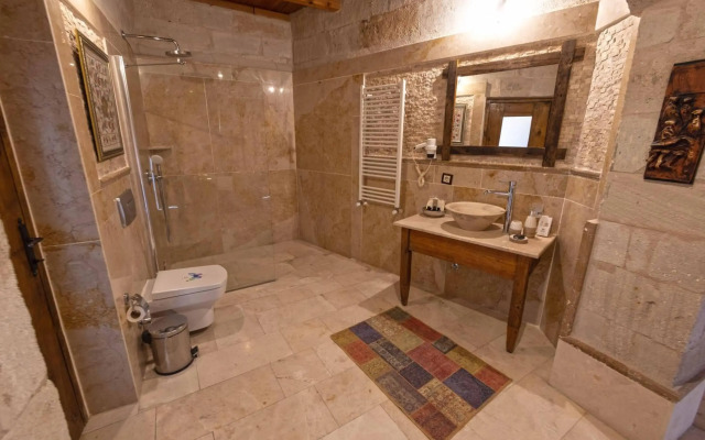 Sultan Cave Suites