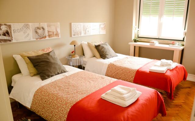 Alvalade II Guest House