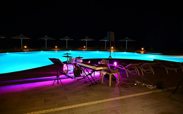 Kavos Hotel