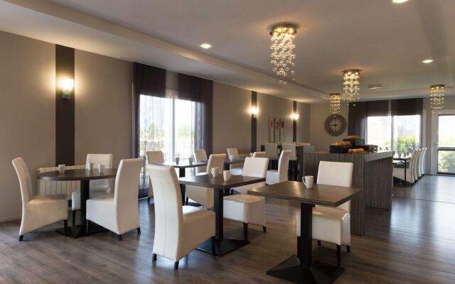 The Originals City, Hôtel La Terrasse, Tours Nord