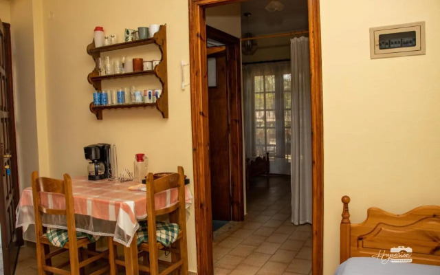 Eirini Kasimiotou Apartments