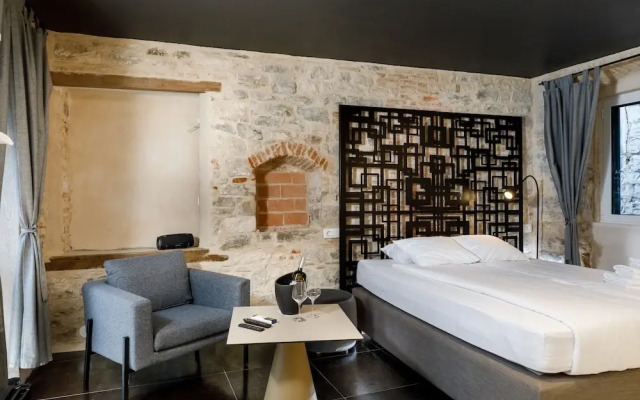 Palace Luxury Room