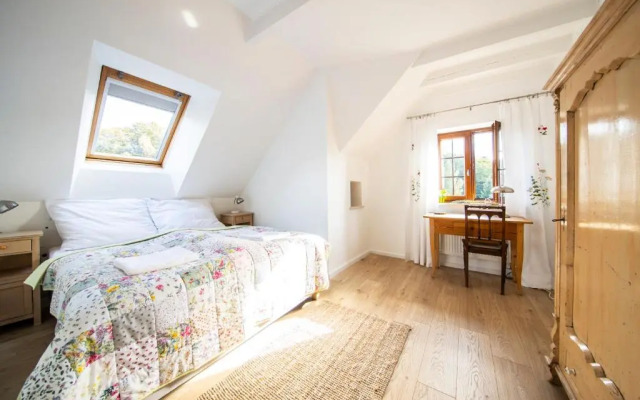 Blossom Hill Apartments