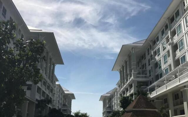 The Energy Huahin by Jammy