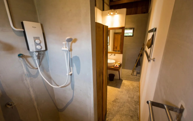 Kampot River Residence