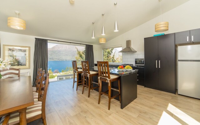 Gemini Lakeview Villa