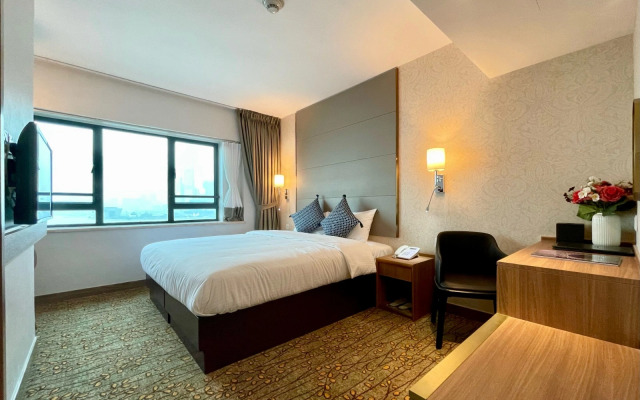 Lander Grand Hotel