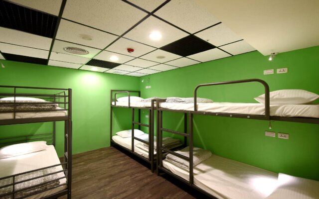 Sleep Taipei Hostel
