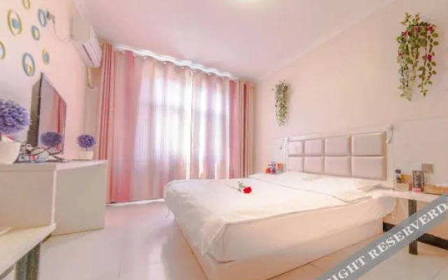 Xinzheng Qingyue Yaju Hotel
