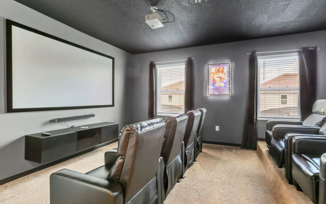 Broadoak Drive villa Solterra 5